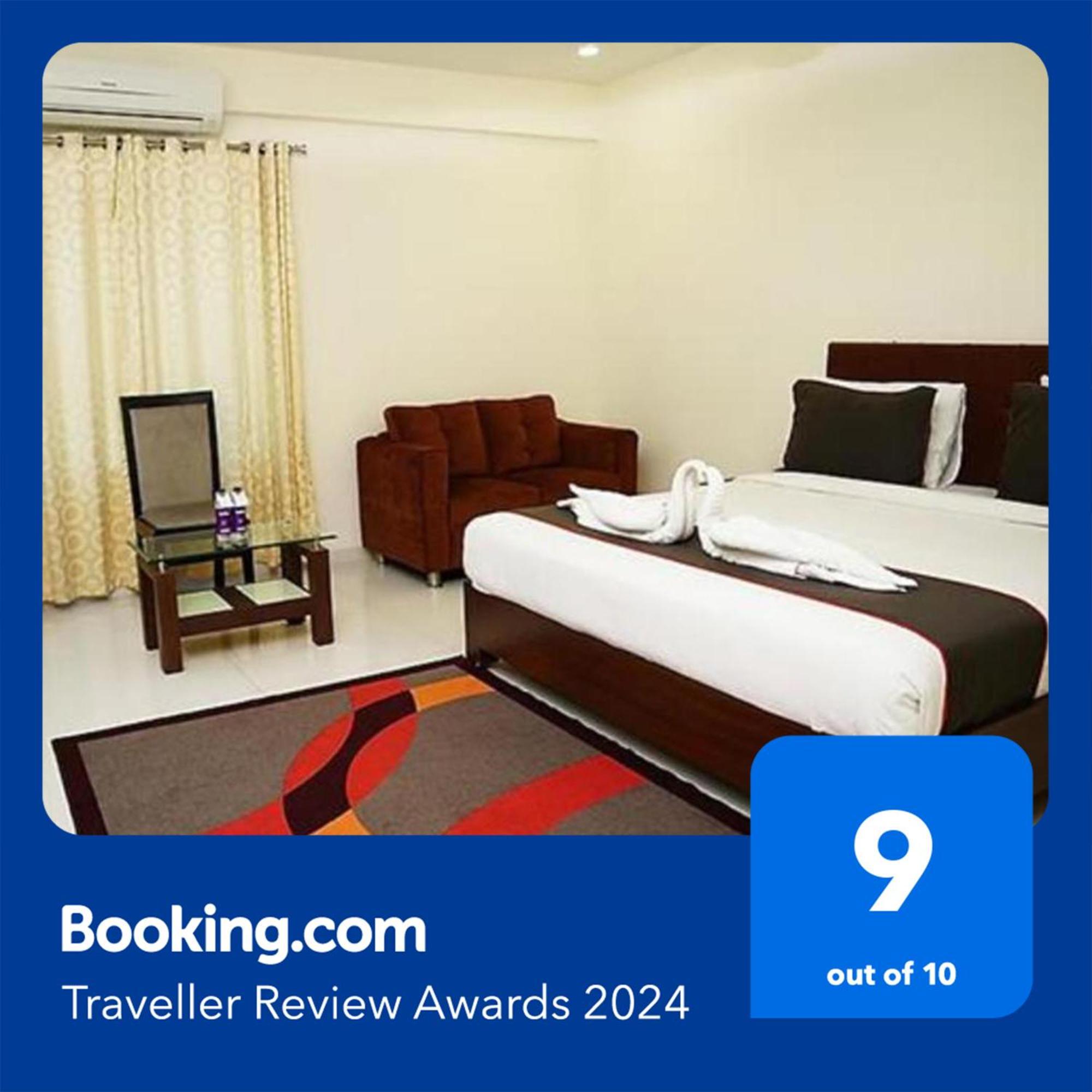 Capital O 16971 Hotel Lorven Visakhapatnam Exterior foto